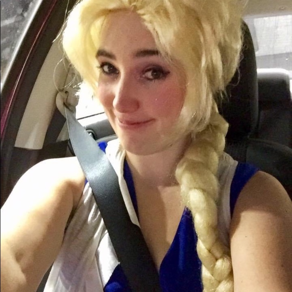 Disney Elsa wig